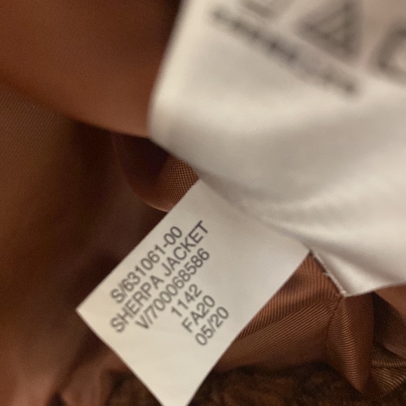 GAP Sherpa Jacket - Picture 9 of 9